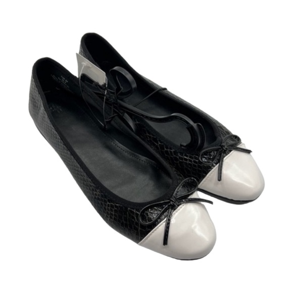 H&M Sz 39/US 8 White Black Faux Snakeskin Ballet Flats NWT - Picture 1 of 11